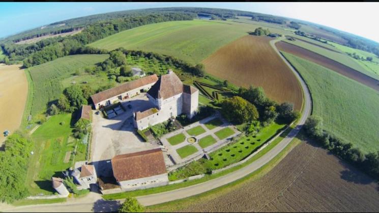 Maison 2 chambres proche Dijon chalet niché dans la nature Saint-Maurice-sur-Vingeanne Exterior foto