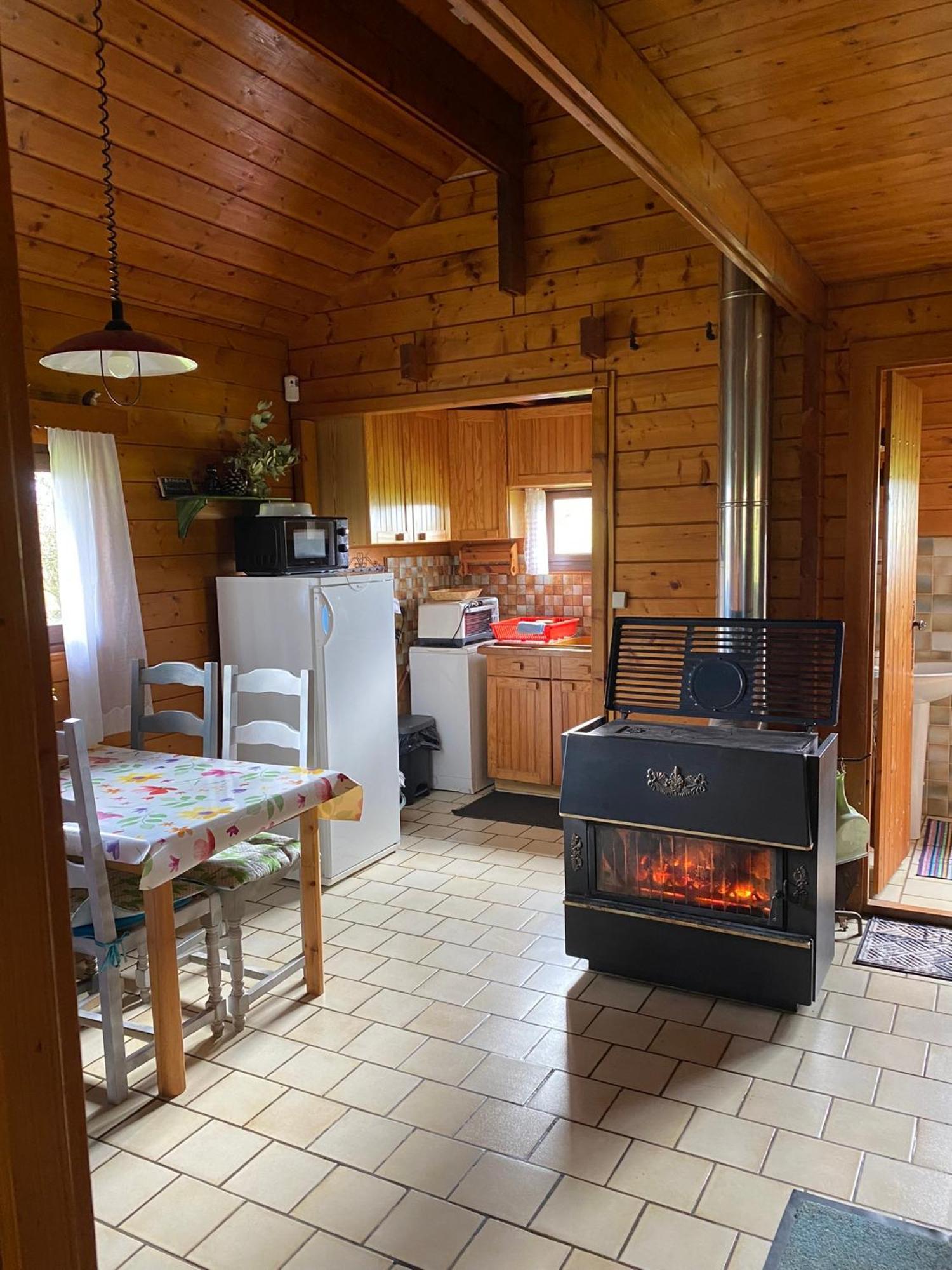 Maison 2 chambres proche Dijon chalet niché dans la nature Saint-Maurice-sur-Vingeanne Exterior foto